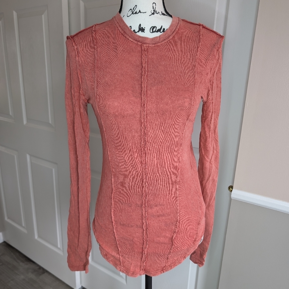 We The Free Coral Long Sleeve Raw-Seam Crewneck Top